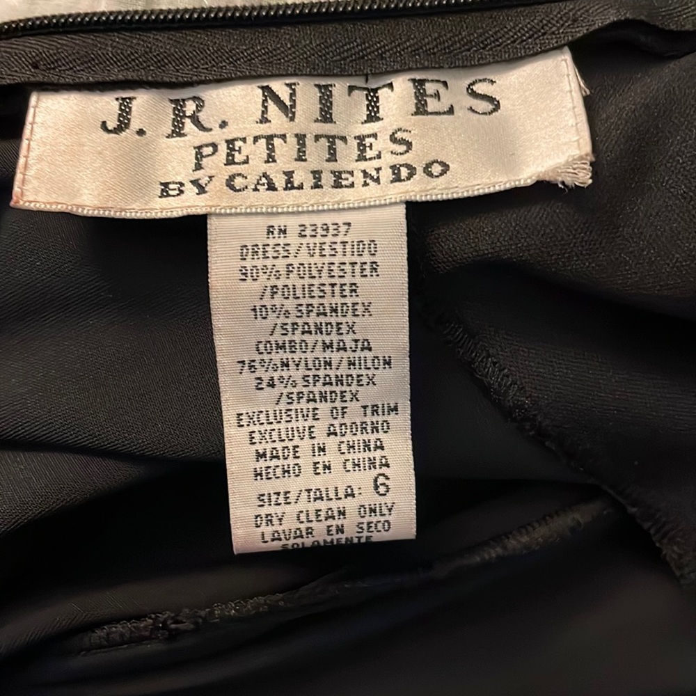 Beautiful velvet black dinner dress size 6